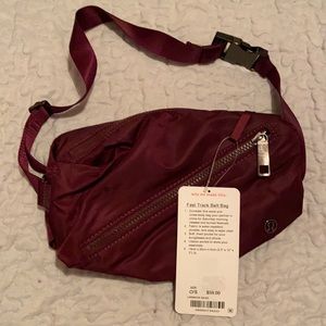 NWT lululemon Fast Track Belt Bag